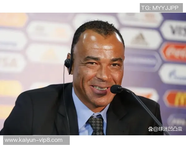 卡福：传奇巴西右后卫的辉煌职业生涯与足坛影响力解析