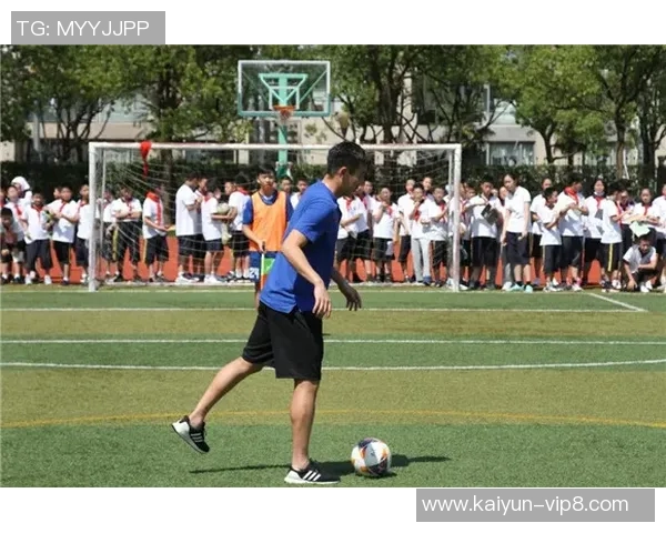 开讲啦走进绿茵场追寻足球球星拼搏与梦想之路